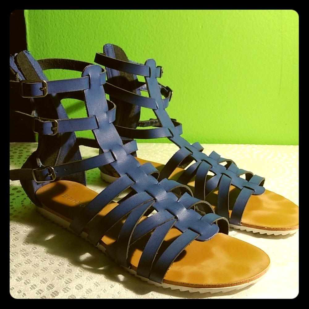 Bamboo Royal Blue Gladiator Sandals Size 6.